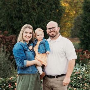 Meet your Posher, Alex & morgan